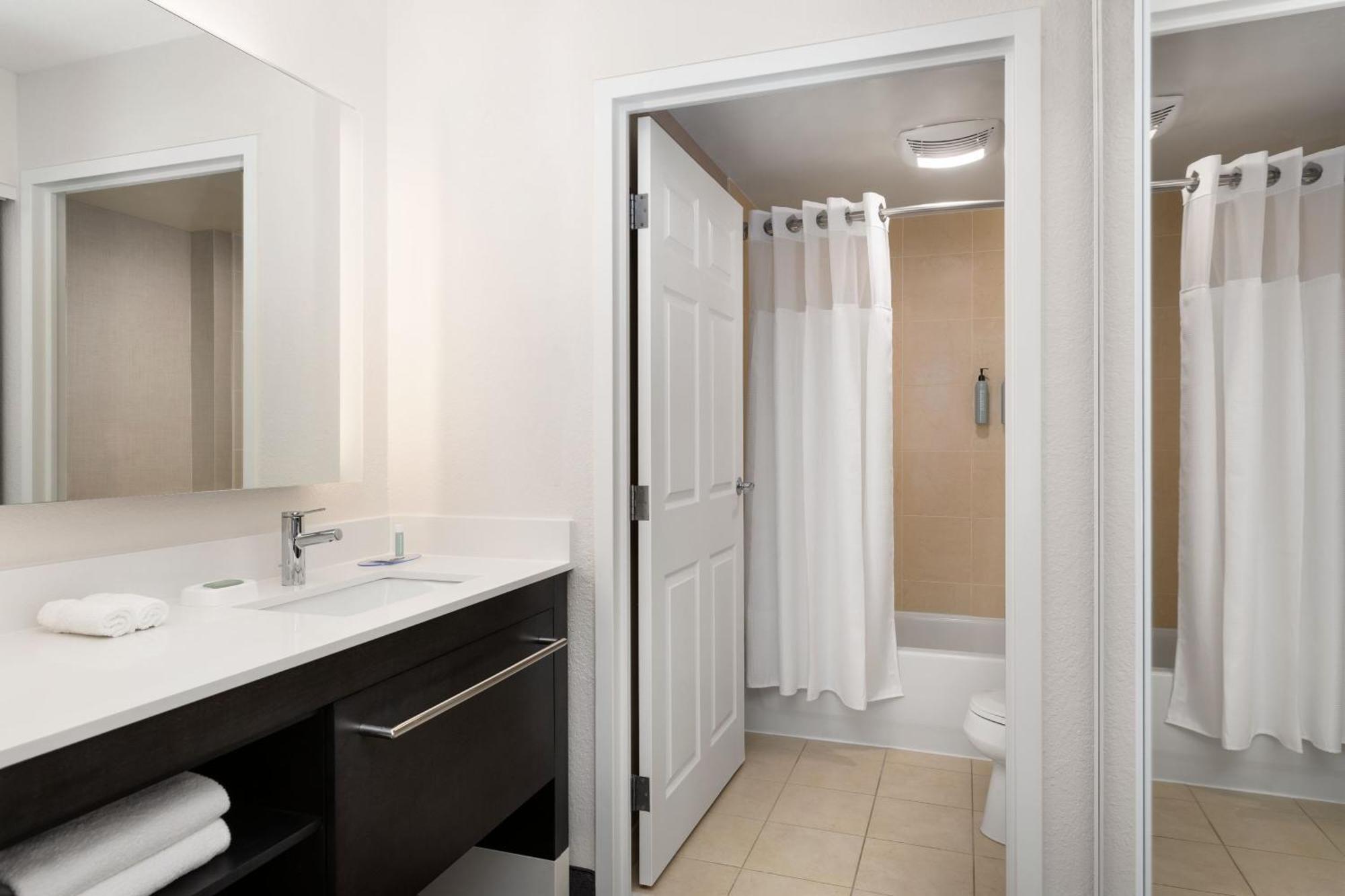 Residence Inn By Marriott Madison West/מידלטון מראה חיצוני תמונה