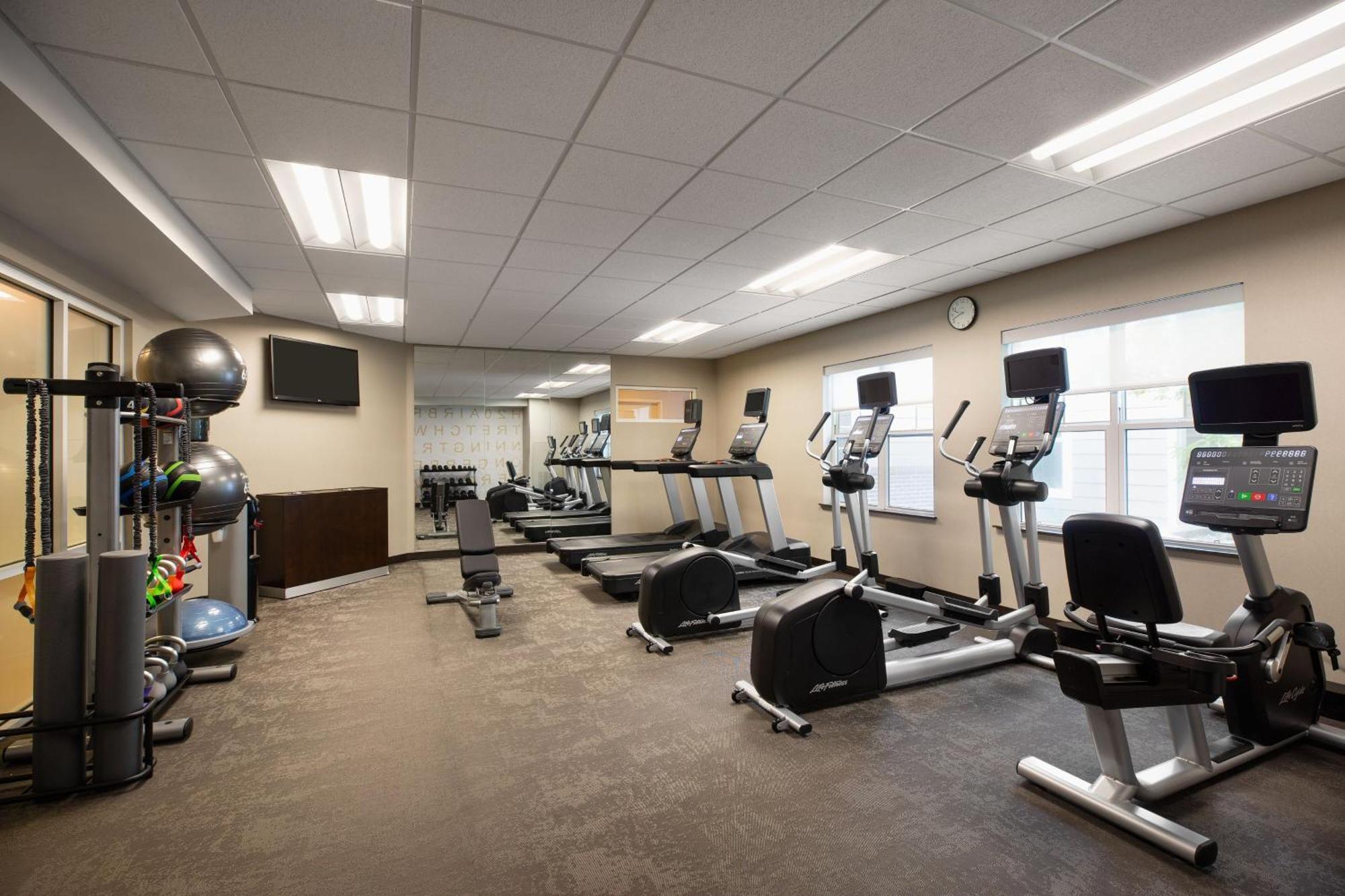 Residence Inn By Marriott Madison West/מידלטון מראה חיצוני תמונה